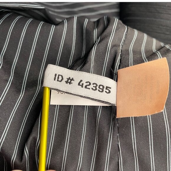 Express Design Studio Womens Blazer 12 Black Pinstripe Cropped Jacket Tailored - Picture 5 of 16